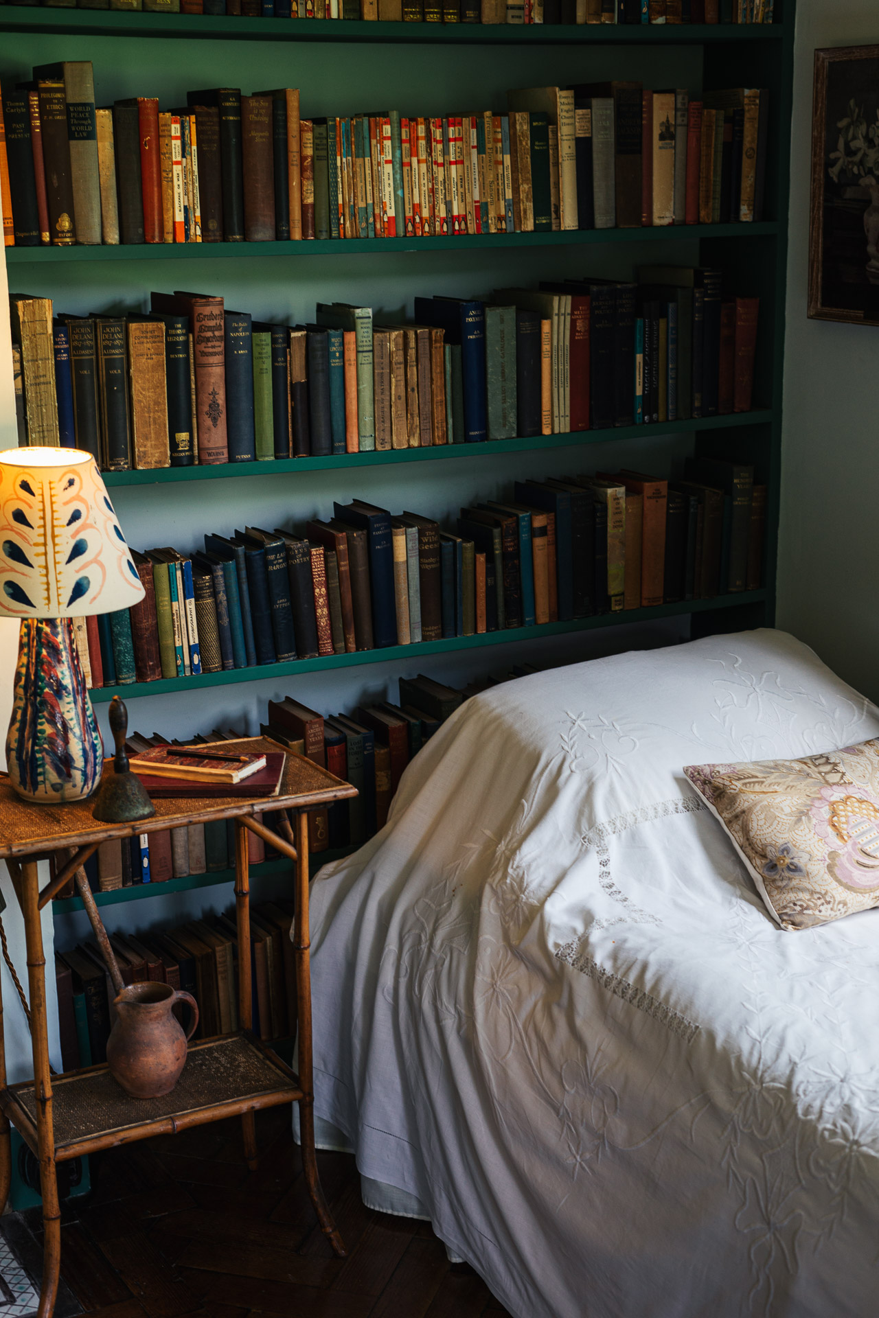 Virginia Woolf - Monk's House - Quarto, Cama e Livros